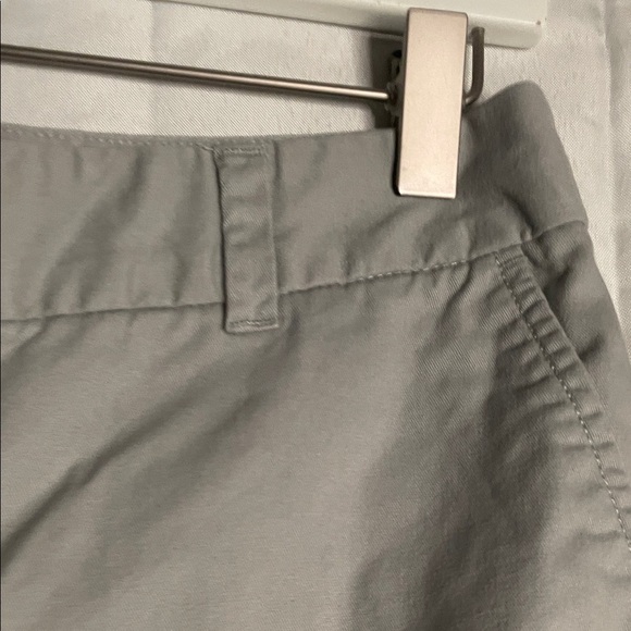 Loft Gray Women's Shorts - Picture 3 of 4